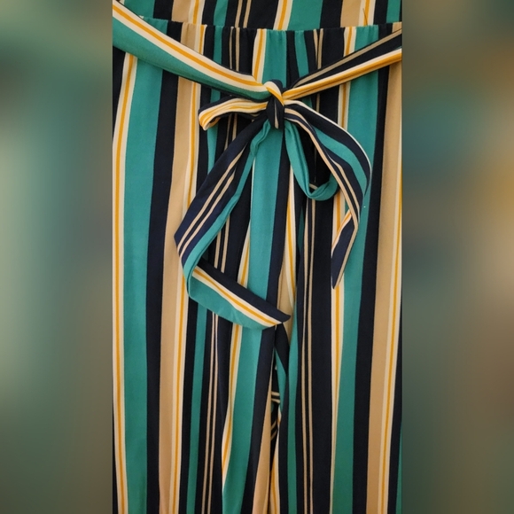 No Connect plus LA NY 1X Striped Wide Leg Capri - Picture 2 of 3